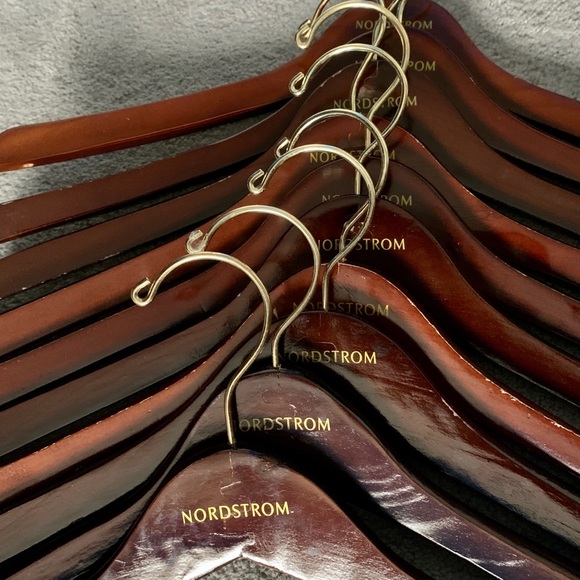 Set of 10 Nordstrom wooden hangers - Picture 2 of 2